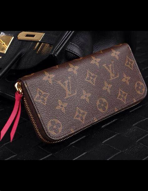lv canada wallet